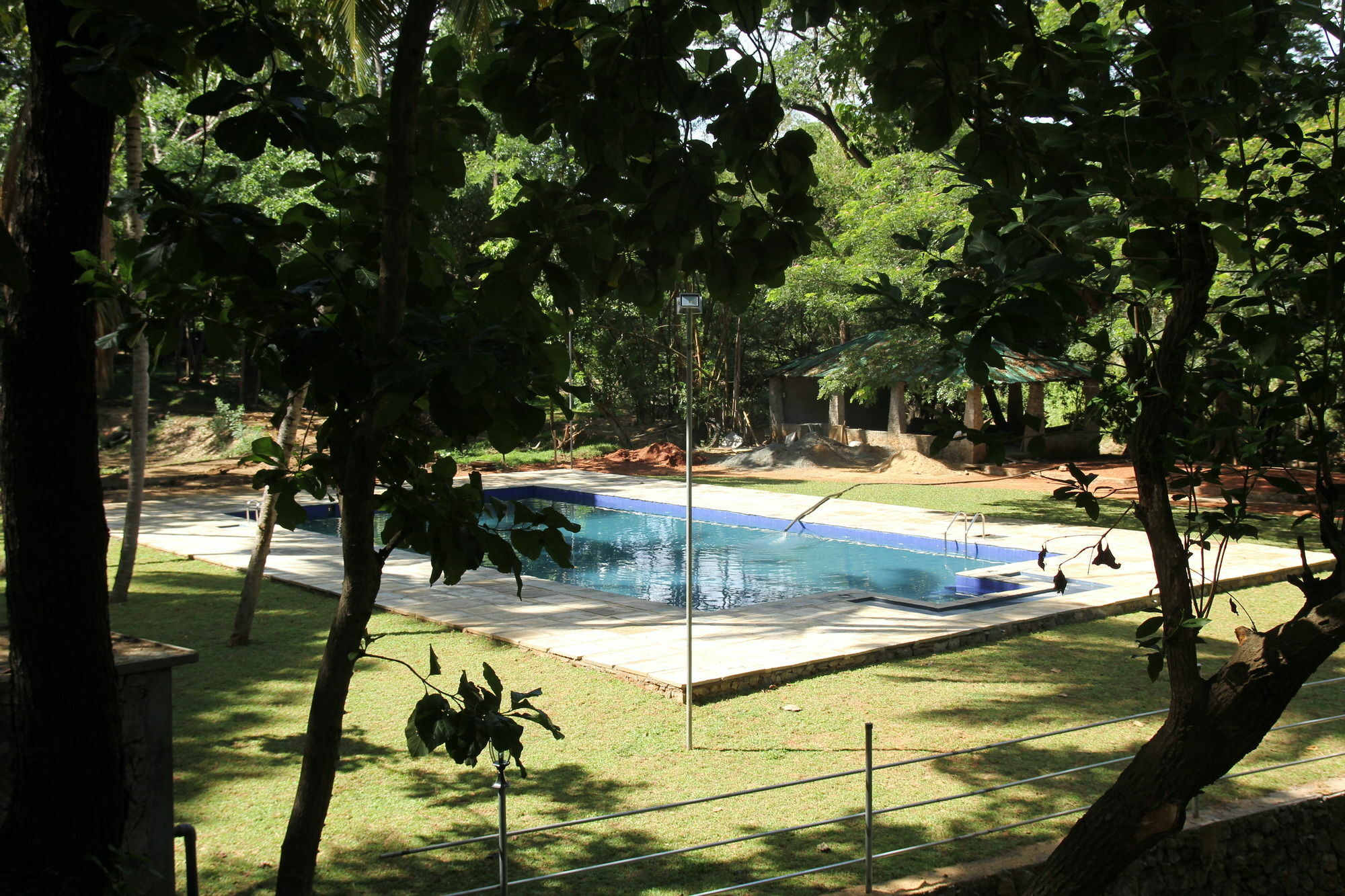 Dambulu Oya Family Park Hotel Dambulla Exterior photo
